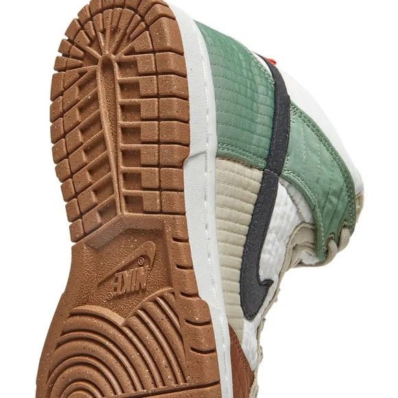 Nike Dunk “toasty” size 8 🔥 next to new condition!! - Picture 7 of 7